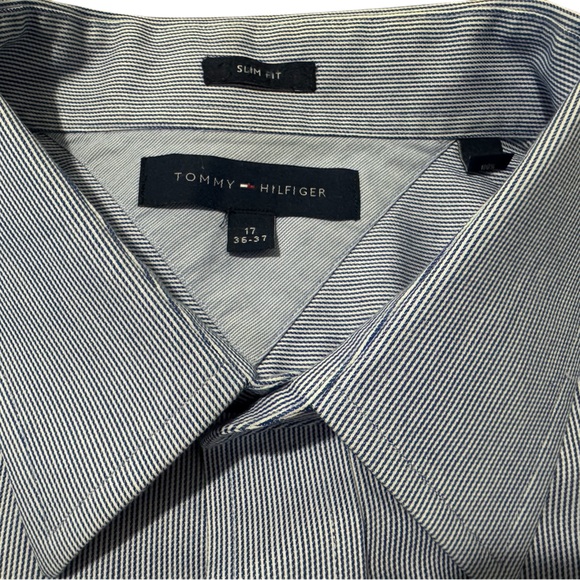 Tommy Hilfiger Men's Blue/White Button-Up Shirt Striped Size:17 (36-37) - Picture 5 of 5